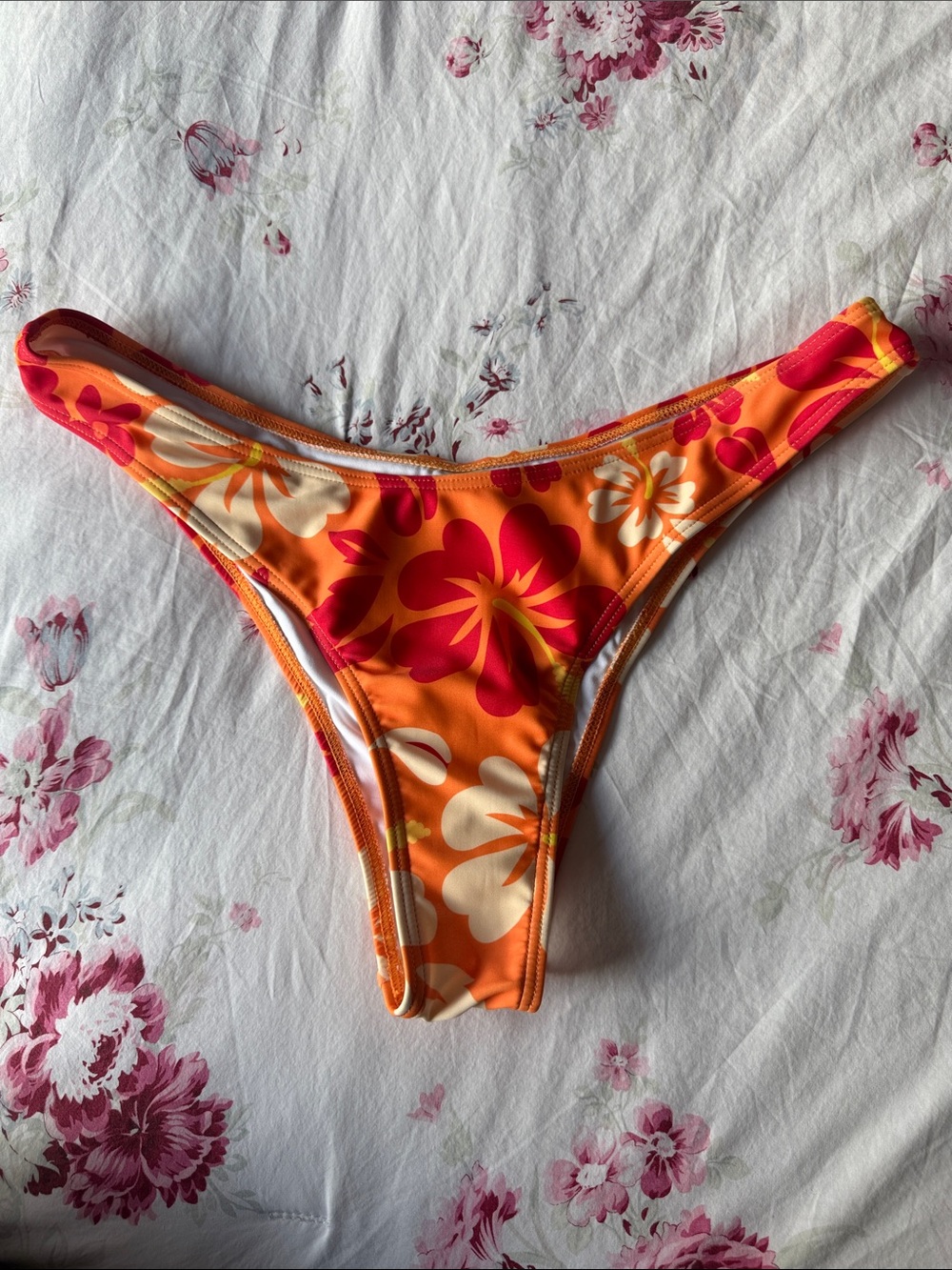 Triangle Bikini Set - Picture 4 of 4